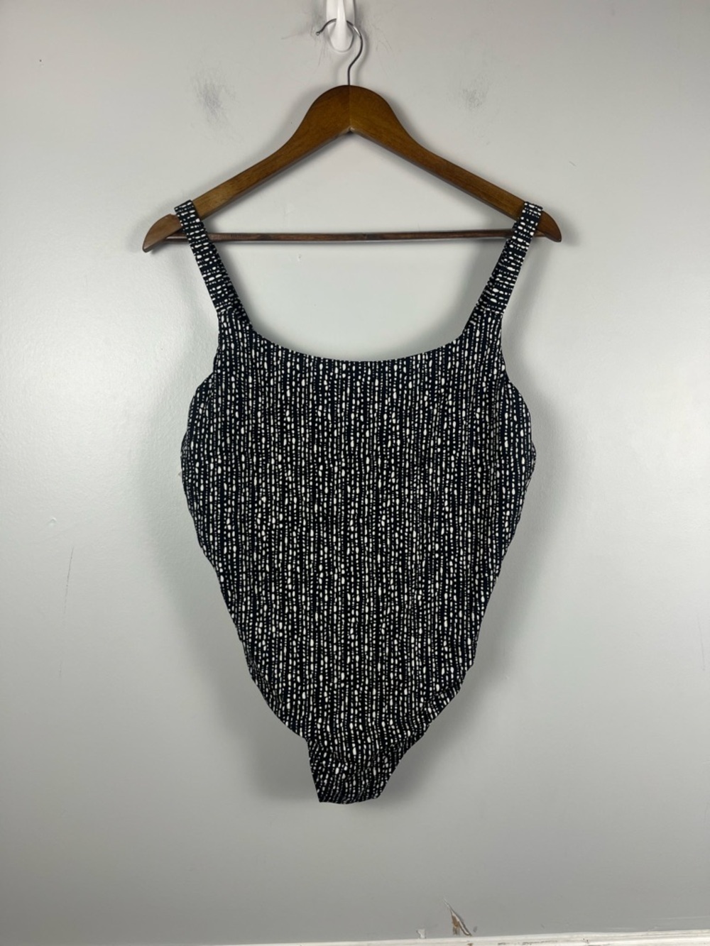 Athleta Hermosa One Piece Swimsuit Size Large Pet Black White Dot Print Low Back - Picture 3 of 9